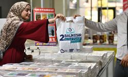 Balıkesir Kitap Fuarı 22 Ekim Programı Açıklandı! Bugün Hangi Yazarlar Var?