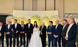 Rıza Tekin'in Mutlu Günü! Kızı Deniz'in Nikahını Ahmet Akın Kıydı