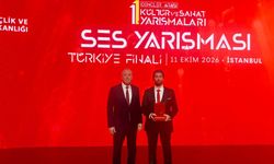 Türkiye Birincisi Balıkesir'den Çıktı! Diren Aydın Türk Müziğinde Zirveye Yerleşti