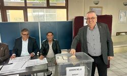 YENİ Parti Balıkesir'de Ön Seçim Heyecanı! Edremit Belediye Başkanı Mehmet Ertaş Oyunu Kullandı