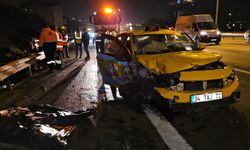 İstanbul Kağıthane TEM Otoyolu'nda Feci Kaza: Otomobil Taksiye Çarptı, 1 Kişi Hayatını Kaybetti!
