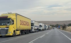Hamzabeyli Sınır Kapısı'nda Dev Tır Kuyruğu! Kuyruk 30 Kilometreye Ulaştı: İşte Sınırda Yaşanan Mağduriyet!