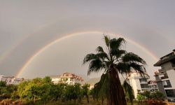 Alanya’da Sağanak Sonrası Çift Gökkuşağı Oluştu! Gökyüzündeki Renkli Manzara Vatandaşların İlgisini Çekti!