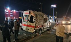 Çorum'da Can Pazarı: Hasta Taşıyan Ambulans ile Otomobil Çarpıştı, Üçü Sağlık Personeli 6 Kişi Yaralandı!