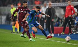 Karadeniz Derbisinde İlk Yarı Bitti! Rizespor, Trabzonspor'u 2-0'la Şoke Etti