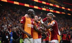 Galatasaray Derbide Fenerbahçe'yi Devirdi! Osimhen Attı, Sarı-Kırmızılılar 2-1 Kazandı
