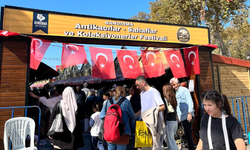 Güzel Havayı Gören Bandırmalılar Bu Pazara Koştu! Eski Saat ve Antikalara Yoğun İlgi