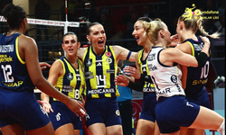 Fenerbahçe Medicana Sezona Set Vermeden Başladı! Manisa Büyükşehir Belediyespor'a 3-0