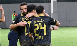 Balıkesirspor Soma'da Şov Yaptı! 1922 Akşehirspor'u 3-1 Mağlup Etti