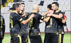 Balıkesirspor Altay Maçını 5 Golle Geçti! Kırmızı-Beyazlılardan Rakibine Gol Yağmuru ve Tarihi Fark!