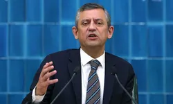 İBB AK Parti'ye mi Geçecek? Özgür Özel'den Dikkat Çeken Yanıt: “Yakacağım Kendimi!”