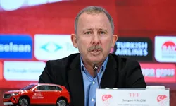 A Milli Takım'da Sergen Yalçın Krizi İddiası! Futbolcular Telefonlarına Çıkmıyor