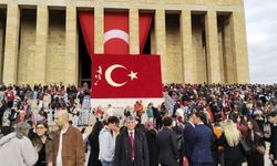 Balıkesirliler Cumhuriyet'in 103. Yılında Anıtkabir'deydi! Servet Camgöz'den Anlamlı Mesaj
