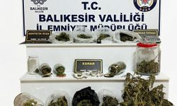 Balıkesir'de Narkotik Operasyonu! 2 Şüpheli Yakalandı, Çok Sayıda Uyuşturucu Ele Geçirildi