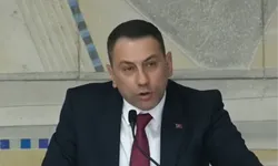 Yasin Sağay'dan Ahmet Akın'a: Tabela değiştirmek hizmet etmek değildir!