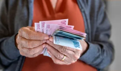 2026 Emekli Zam Farkı Ödeme Takvimi Belli Oldu mu? 3 Bin 552 TL En Düşük Emekli Maaşı Zam Farkı Ne Zaman Yatacak?