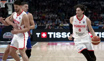Türkiye - Sırbistan Basketbol Maç Sonucu: Ömer Faruk ve Tarık Biberovic'ten Sırp Savunmasına Darbe!