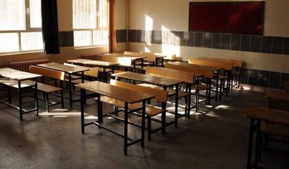 SON DAKİKA: 16 Şubat Balıkesir'de Yarın Okullar Tatil Mi? Valilikten Fırtına Uyarısı Sonrası Kritik Bekleyiş!