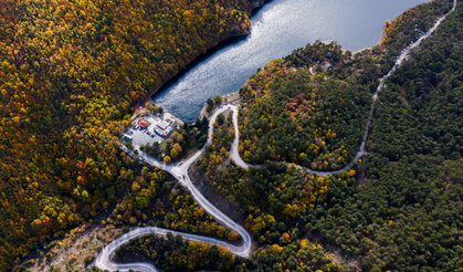 Boraboy Gölü'nden sonbahar manzaraları