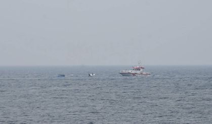 Karadeniz’de Balıkçı Teknesi Alabora Oldu: 1 Ölü, 2 Kişi Kurtarıldı