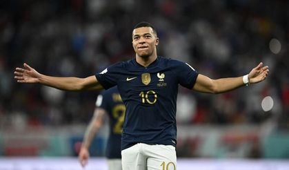 Milli Maçta Sakatlanan Kylian Mbappe'den Kötü Haber! Real Madrid Sağlık Durumunu ve Sahalara Dönüş Tarihini Duyurdu!