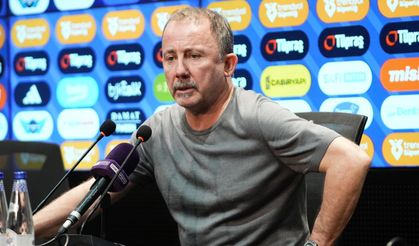 Sergen Yalçın’dan Trabzonspor Derbisi Sonrası Olay Sözler: “Bugün Bir Tiyatro Vardı, Şanslıyız Ki Beraberliği Kurtardık”