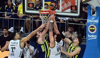 Euroleague'de Kara Gece! Fenerbahçe Beko, Ergin Ataman’lı Panathinaikos’a Kaybetti!