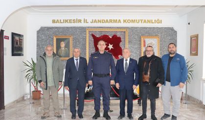 Balıkesir Gazeteciler Cemiyeti’nden Jandarma Komutanı Özer’e Nezaket Ziyareti