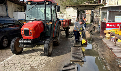 Ayvalık'ta lodos alarmı! Belediye ekipleri sahada