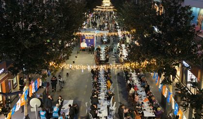 AK Parti'den iftar şov... Millikuvvetler'i baştan sona kapattılar
