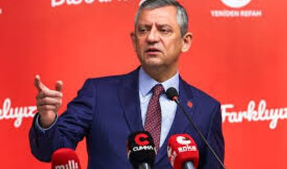 Özgür Özel'den Erbakanlı uyarı: Sıra Türkiye'ye gelmesin!