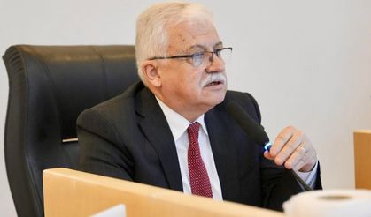 Burhaniye’de Savaş Baltaları Çekildi! Başkan Deveciler’den İstifa Eden Erbalaban’a Sert Yanıt!