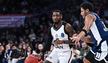 EuroCup'ta Derbinin Galibi Beşiktaş Oldu! Bahçeşehir Kolejini 82-72 Devirdi Finale Yükseldi!