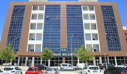 SON DAKİKA: Uşak Belediyesi'nde İkinci Dalga Operasyonu! 25 Yeni Gözaltı: Yolsuzluk Soruşturması Derinleşiyor!