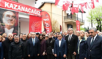 Balıkesir'de CHP'den Gövde Gösterisi! Altıeylül İlçe Binası Açılışında Birlik Mesajı