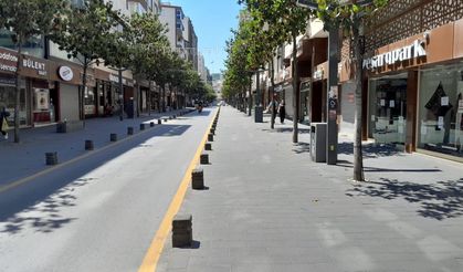 Arife günü kalabalık, birinci gün sessizlik! İşte Balıkesir'den manzaralar