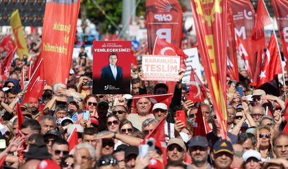 CHP GENEL BAŞKANI ÖZGÜR ÖZEL'İN BALIKESİR MİTİNGİNDEN KARELER