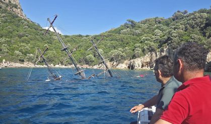 SON DAKİKA: Facia Anları! Marmaris’te Tur Teknesi Battı! Cennet Adası'nda Büyük Panik!