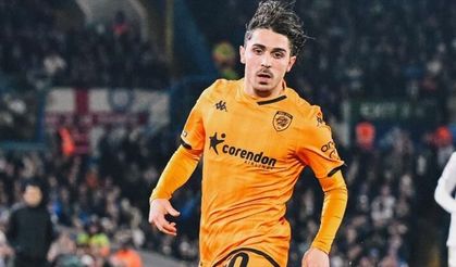Hull City'den Abdülkadir Ömür Kararı! Yeni Adresi Belli Oldu: Süper Lig'in Yeni Ekibi Devrede!