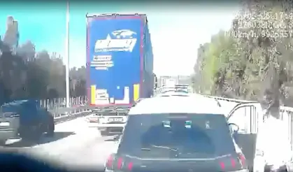 Otoyolda korkunç kaza! Tır Jandarma Uzman Çavuşa çarptı