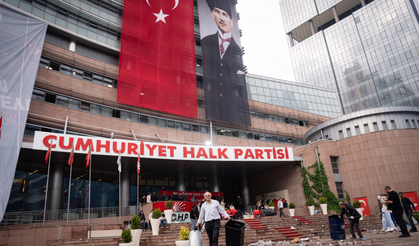 CHP Genel Merkez binasında temizlik, bakım, onarım zamanı!