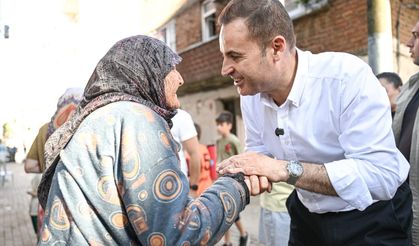 Ahmet Akın Erdek köylerinde imaj tazeleme turuna çıktı