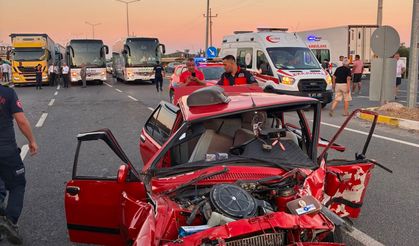 Edremit’te acı bilanço: Trafik kazasında 2 ölü, 1 ağır yaralı