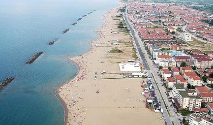 Plajlarda Kırmızı Bayrak Çekildi! 28 Haziran Bugün Hangi İllerde Denize Girmek Yasak? İşte O İl ve İlçeler...