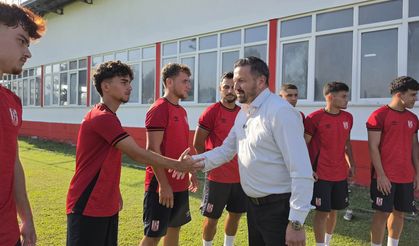 AK Parti İl Başkanı Mehmet Aydemir Balıkesirspor Tesislerini Ziyaret Etti!