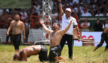 Er Meydanı'nda Altın Kemer Sahibini Buldu! 2026 Yılı Kırkpınar Başpehlivanı Erkan Taş Oldu...