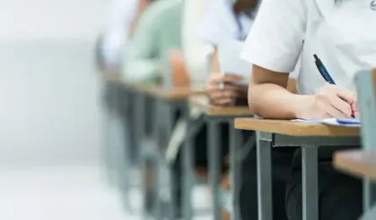 Üniversitelilere öğrenci affı Komisyondan geçti: Binlerce kişiye okula dönüş yolu açılıyor