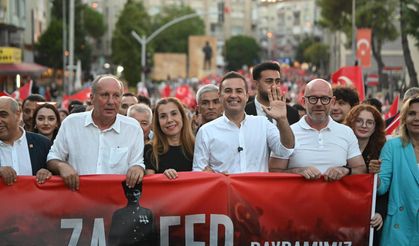 Kuvayı milliye şehri Balıkesir’de Zafer Bayramı böyle kutlandı