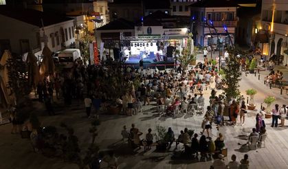 Ayvalık'ın yeni yaşam merkezi Gümrük Meydanı açıldı