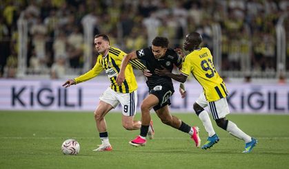 Kadıköy'de Fenerbahçe Fırtınası! Talisca ve Greenwood Attı, İlk Yarı 2-0 Bitti!